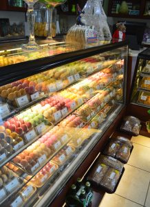 Why A Picture is Worth a Thousand Lies