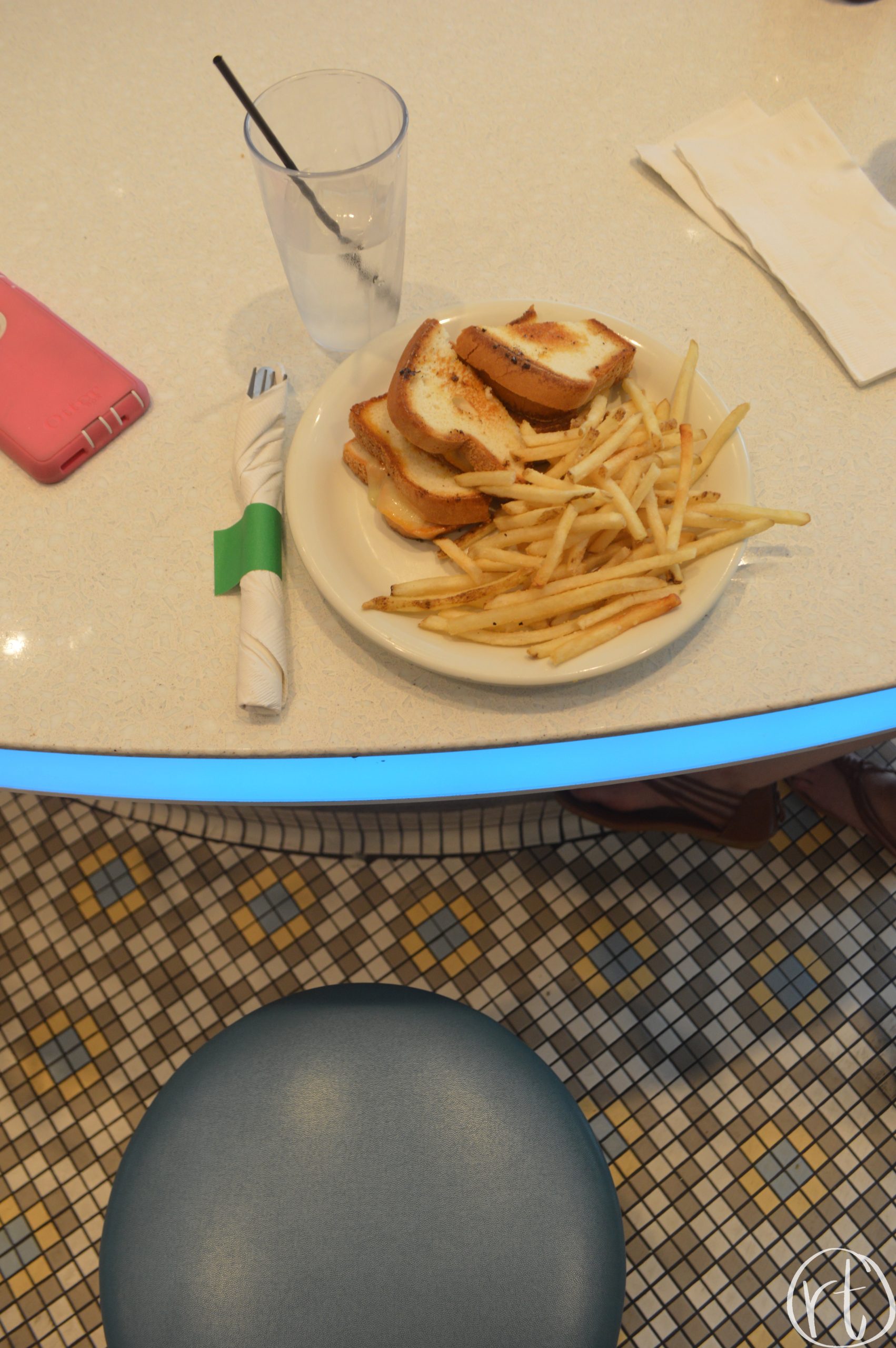 Peacock Loop Diner Delmar Loop St Louis MO