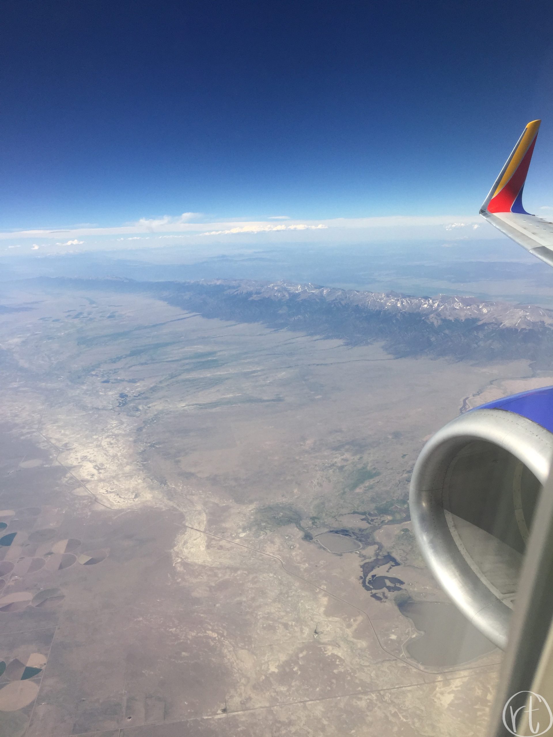 los-angeles-flight-airplane-travel-round-trip