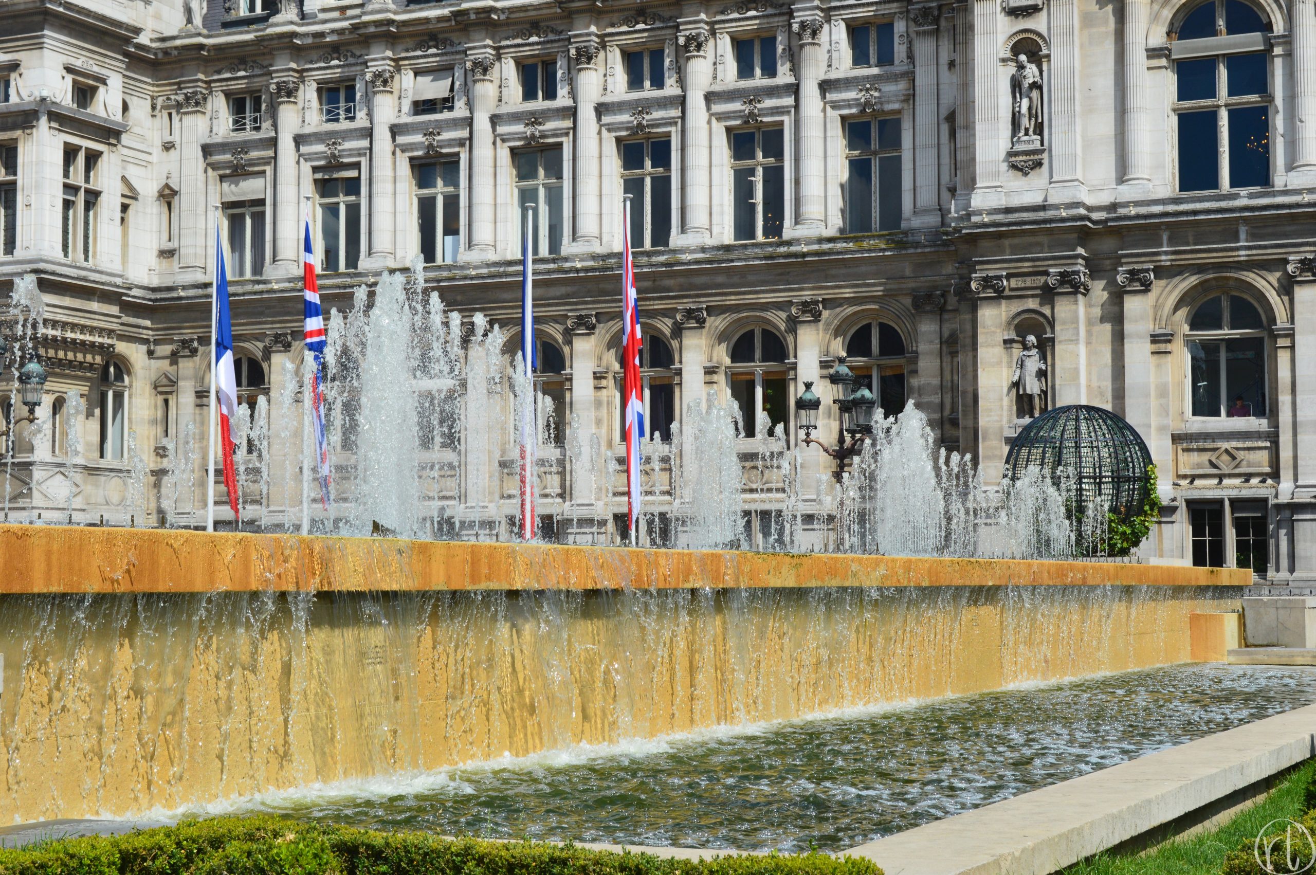 hotel-de-ville-paris-france-europe-travel