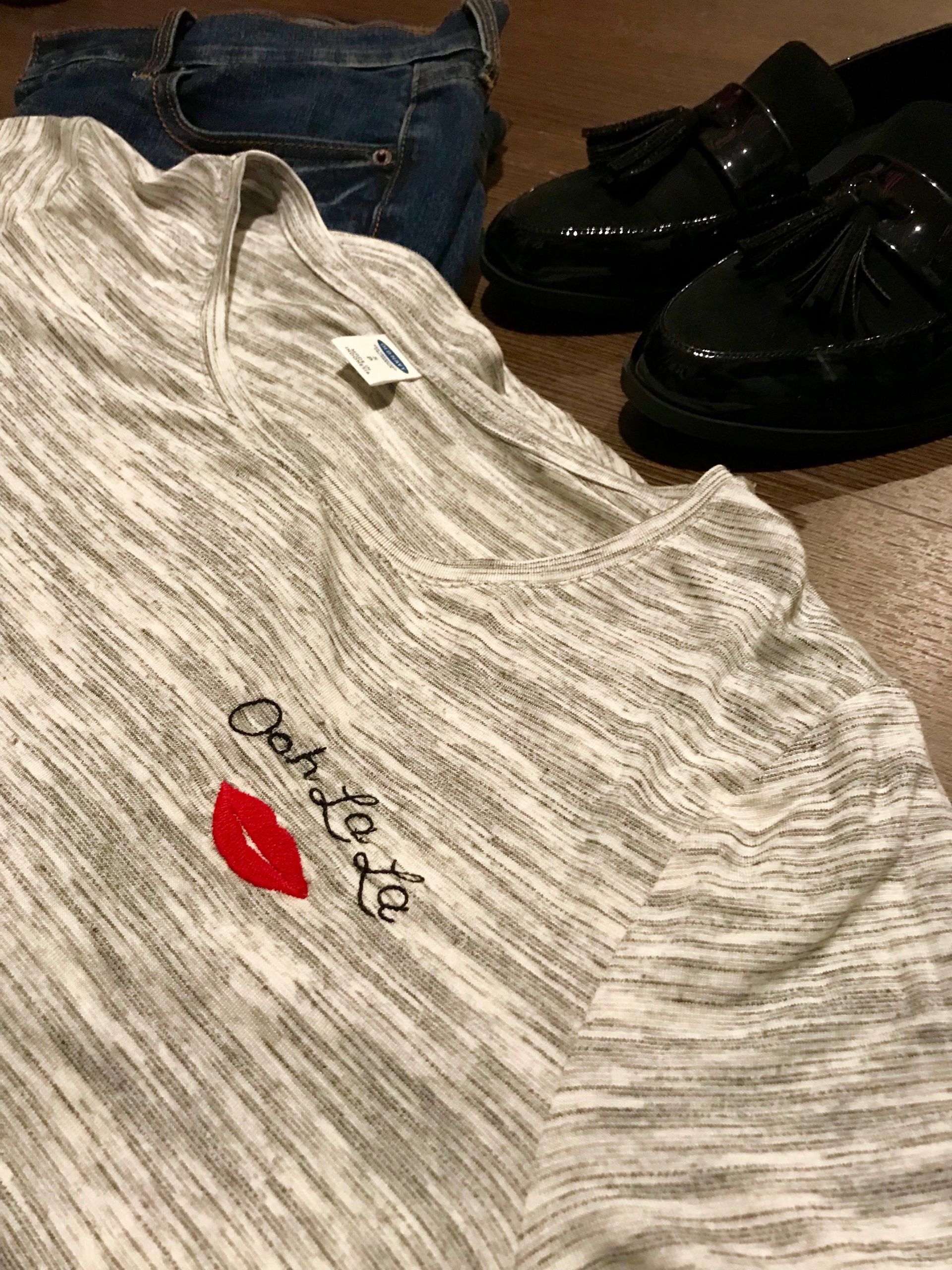 Ooh la la Old Navy Tee France