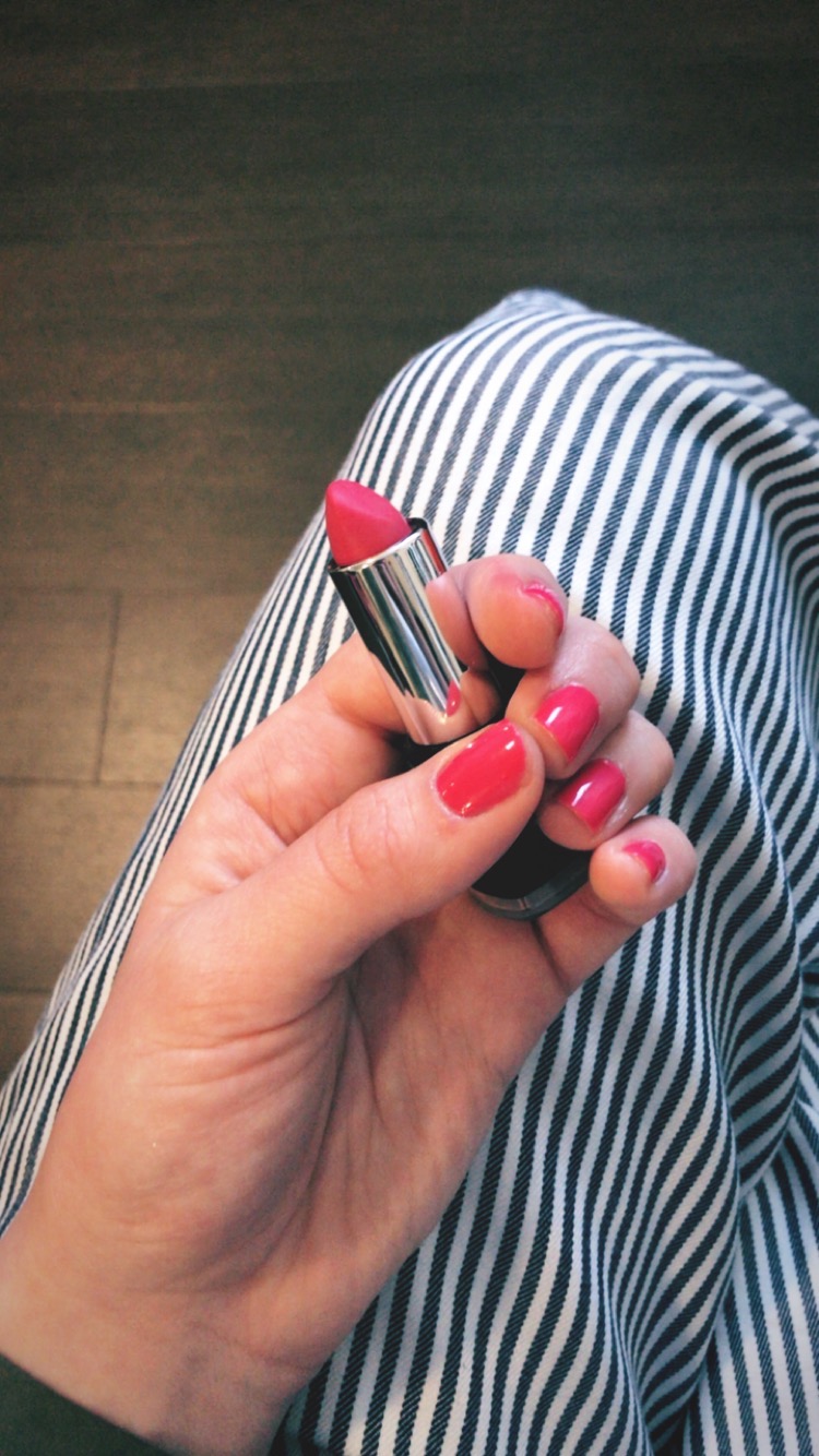 Candy Pink Lipstick Europe