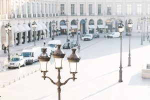 This is a sample of a post with an extremely long title it would make four lines in the sidebar